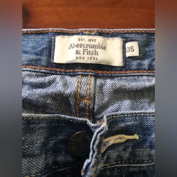 Abercrombie & Fitch womens distressed jeans size 0S - Picture 5 of 8